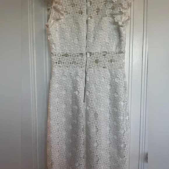 Petal & Pup White Lace Dress EUC XS - Picture 11 of 11